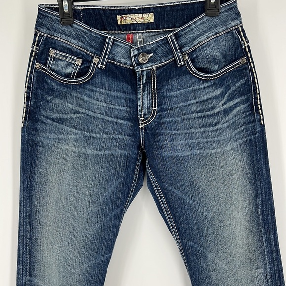 BKE Culture Woman’s Boot Fading, Withering, Jeans SZ 29 - Picture 4 of 10